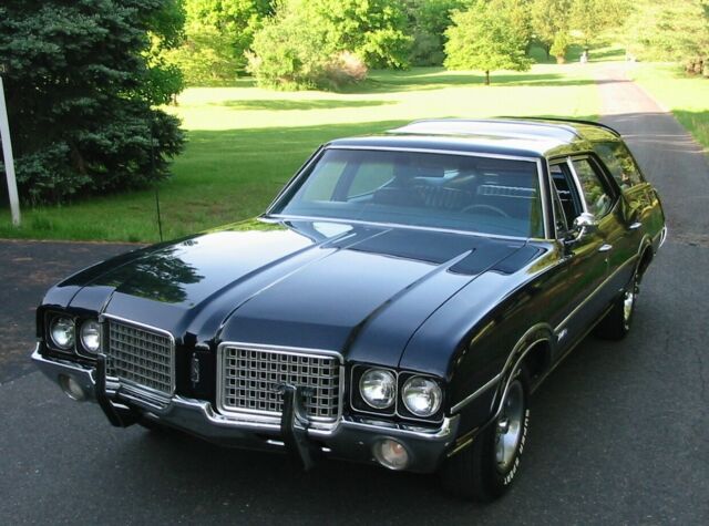 Oldsmobile Cutlass 1972 image number 29
