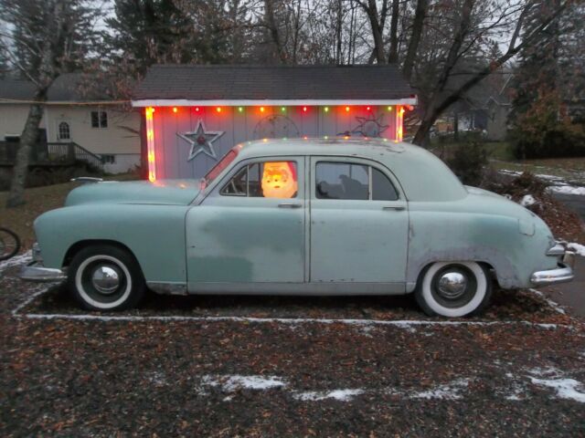 Kaiser Traveler 1949 image number 0