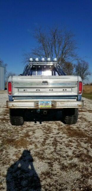Ford F-250 1979 image number 31