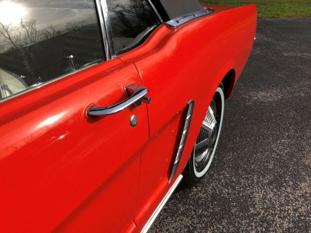 Ford Mustang 1964 image number 15