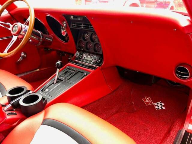 Chevrolet Corvette 1968 image number 17