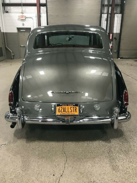 Rolls-Royce Phantom 1962 image number 27