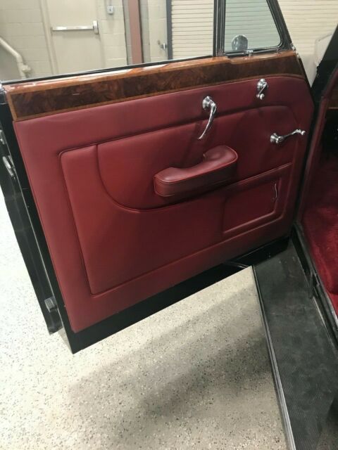 Rolls-Royce Phantom 1962 image number 42