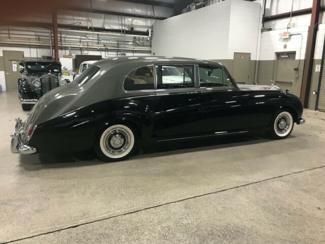 Rolls-Royce Phantom 1962 image number 5