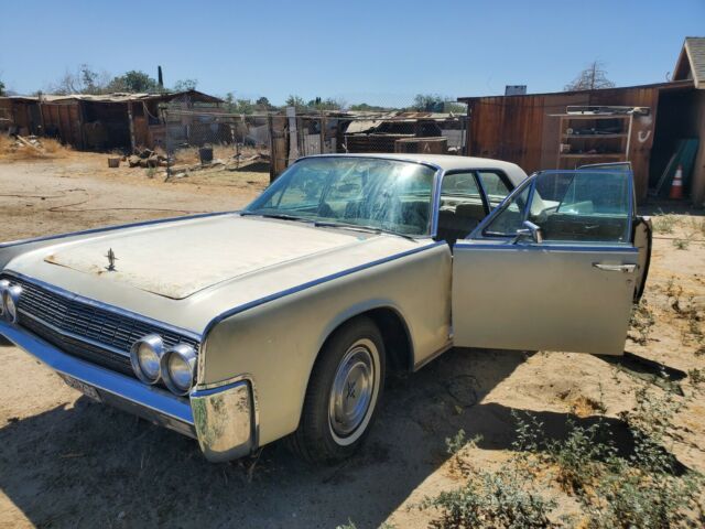 Lincoln Continental 1962 image number 1