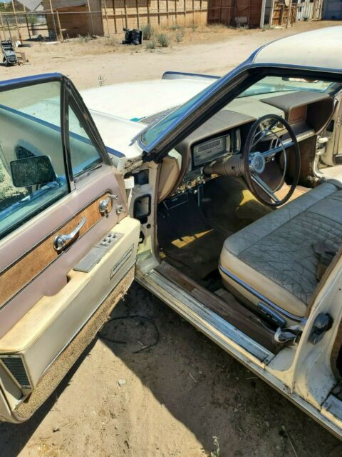 Lincoln Continental 1962 image number 7