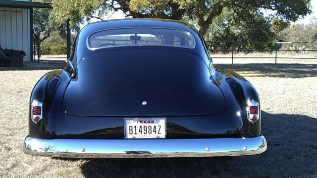 Chevrolet Fleetline 1951 image number 20