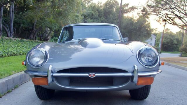 Jaguar E-Type 1969 image number 26