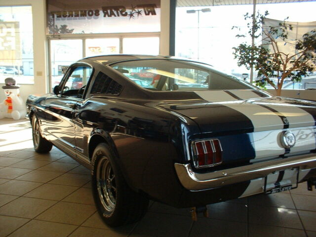 Ford Mustang 1965 image number 22