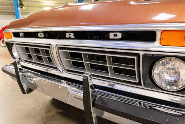 Ford F-350 1977 image number 2