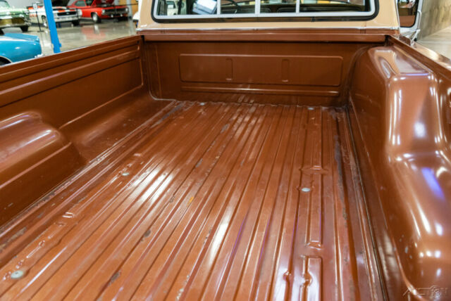 Ford F-350 1977 image number 8