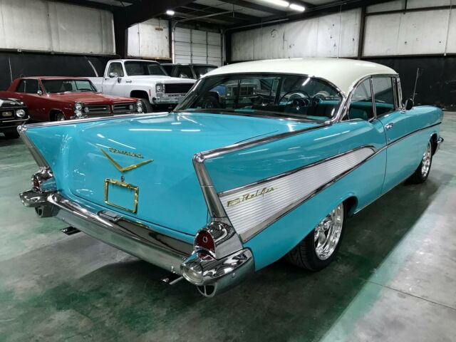 Chevrolet Bel Air/150/210 1957 image number 28