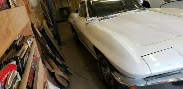 Chevrolet Corvette 1966 image number 4