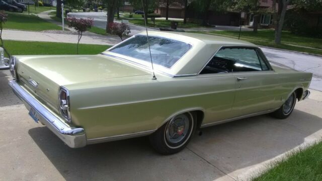 Ford Galaxie 1965 image number 7