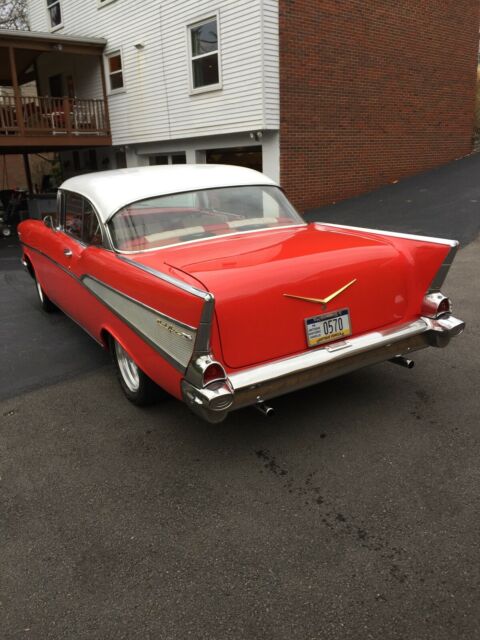 Chevrolet Bel Air/150/210 1957 image number 22