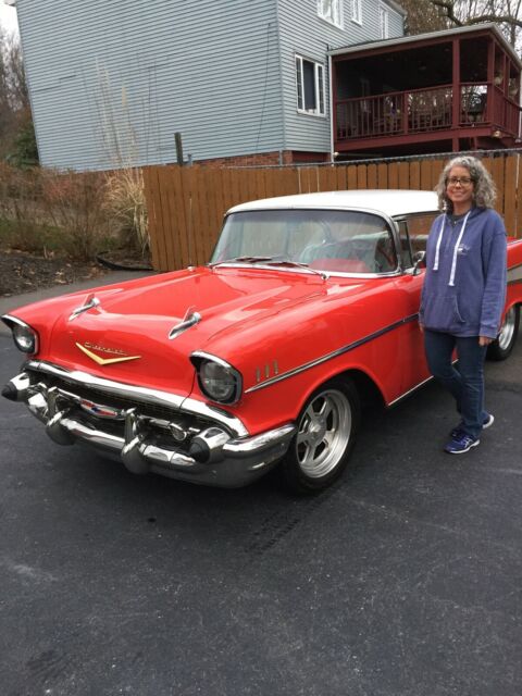 Chevrolet Bel Air/150/210 1957 image number 23