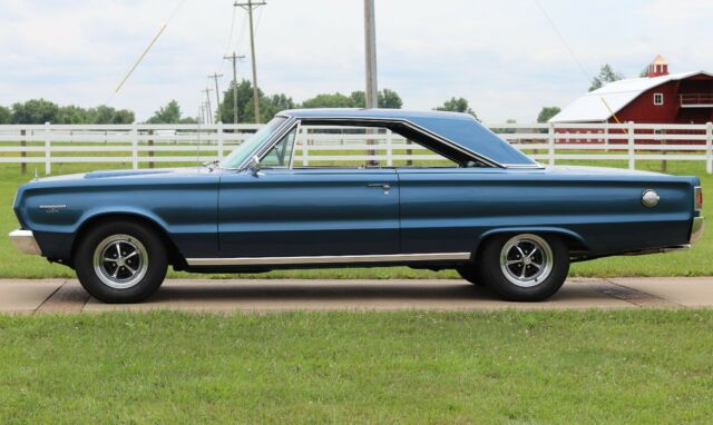 Plymouth GTX 1967 image number 2