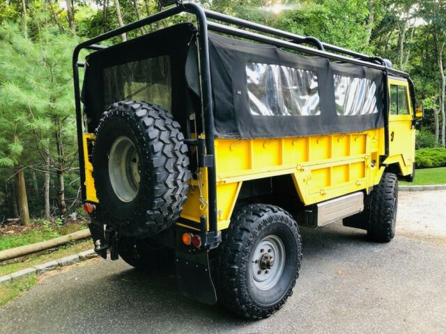 Land Rover 101 1975 image number 21