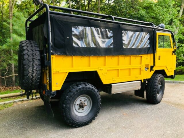 Land Rover 101 1975 image number 24