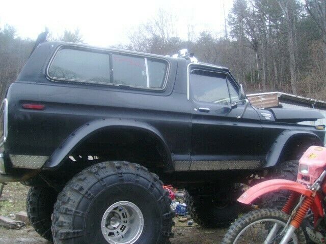 Ford Bronco 1978 image number 2