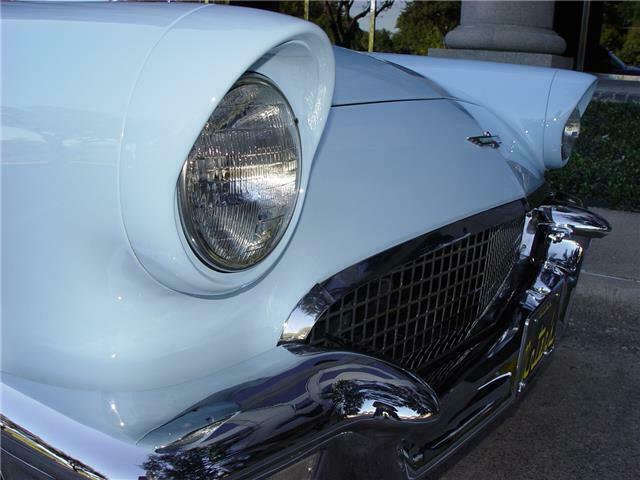 Ford Thunderbird 1957 image number 31