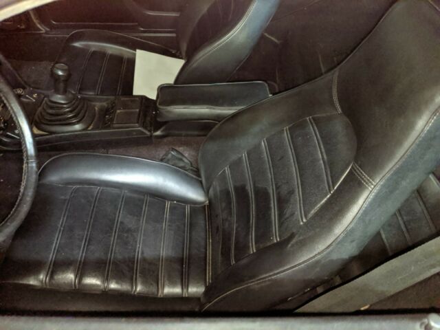 Porsche 924 1977 image number 39