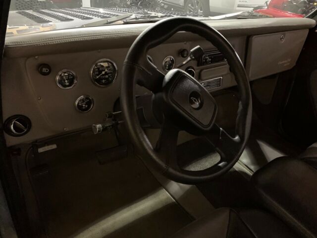 Chevrolet C-10 1971 image number 22