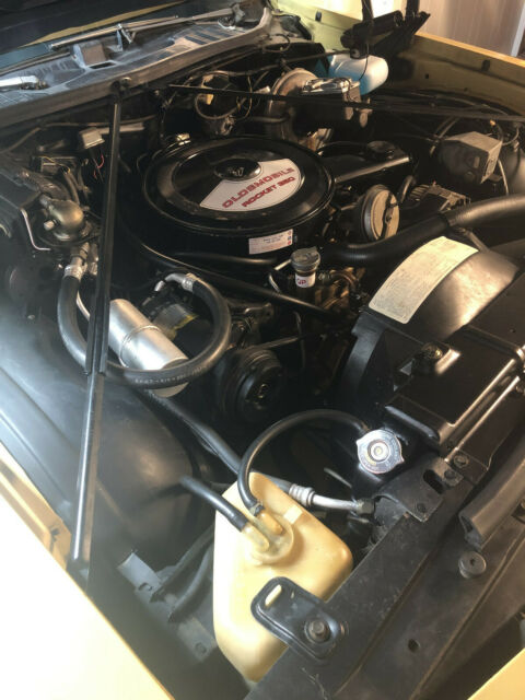 Oldsmobile Cutlass 1973 image number 16