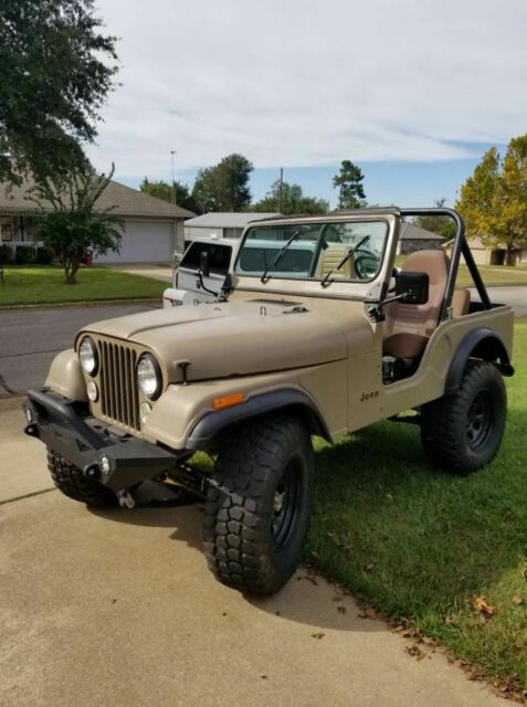 Jeep CJ 1972 image number 1