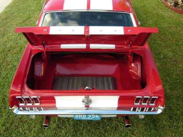 Ford Mustang 1967 image number 33
