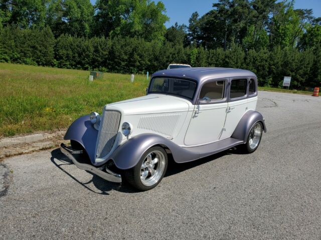 Ford 4 door 1934 image number 1