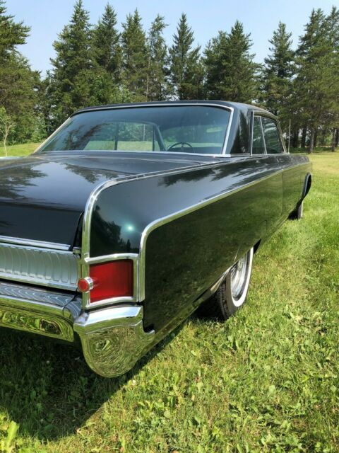 Oldsmobile Ninety-Eight 1964 image number 14