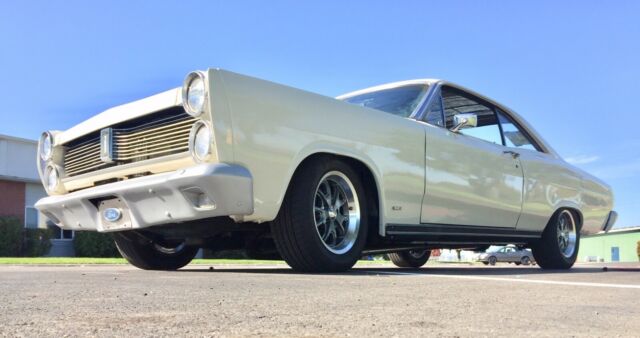 Mercury Comet 1967 image number 0