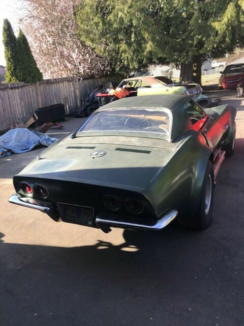 Chevrolet Corvette 1969 image number 10