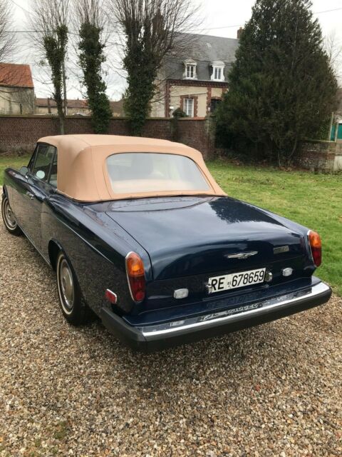Rolls-Royce Corniche 1977 image number 27