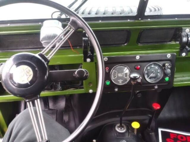 Land Rover Defender 1963 image number 17