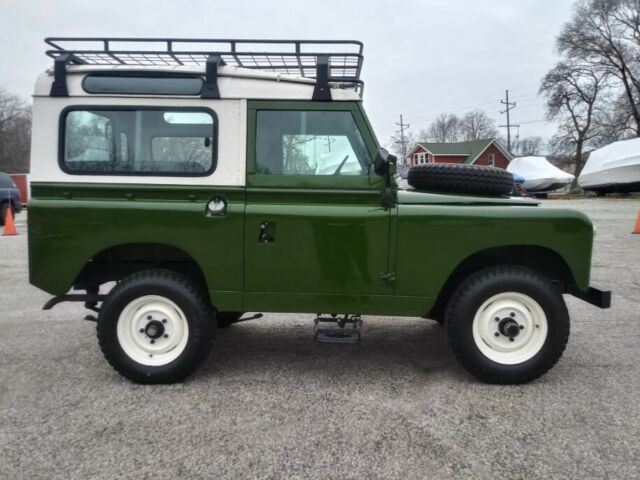 Land Rover Defender 1963 image number 27
