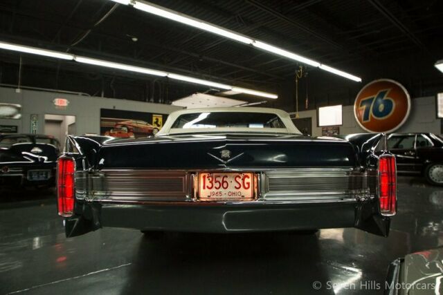 Cadillac DeVille 1965 image number 26