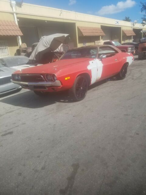 Dodge Challenger 1974 image number 2