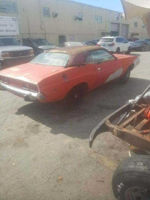 Dodge Challenger 1974 image number 20