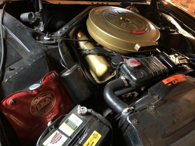 Ford Thunderbird 1963 image number 22