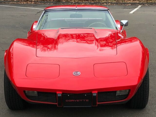 Chevrolet Corvette 1976 image number 26