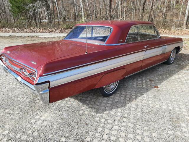Oldsmobile Starfire 1962 image number 3