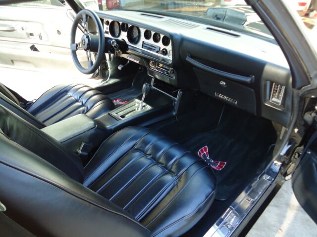 Pontiac Trans Am 1977 image number 2