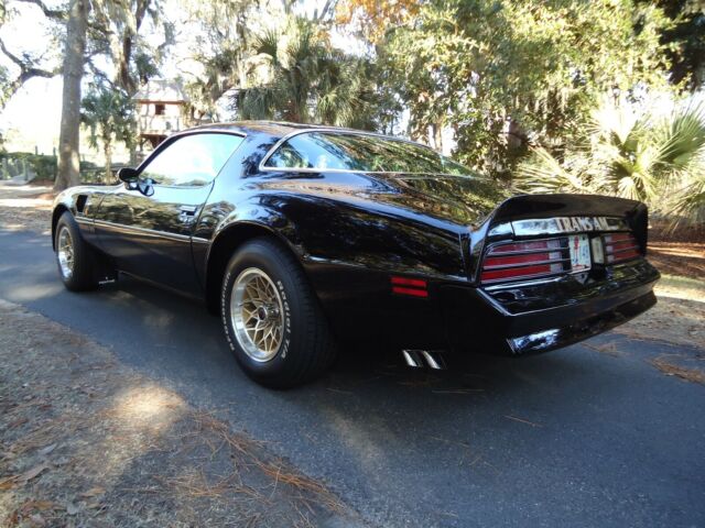 Pontiac Trans Am 1977 image number 25