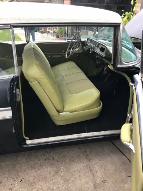 Pontiac Star Chief 1957 image number 22