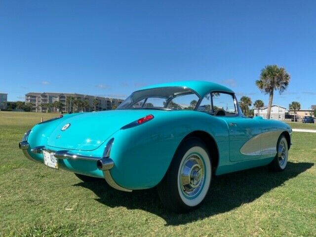 Chevrolet Corvette 1957 image number 2