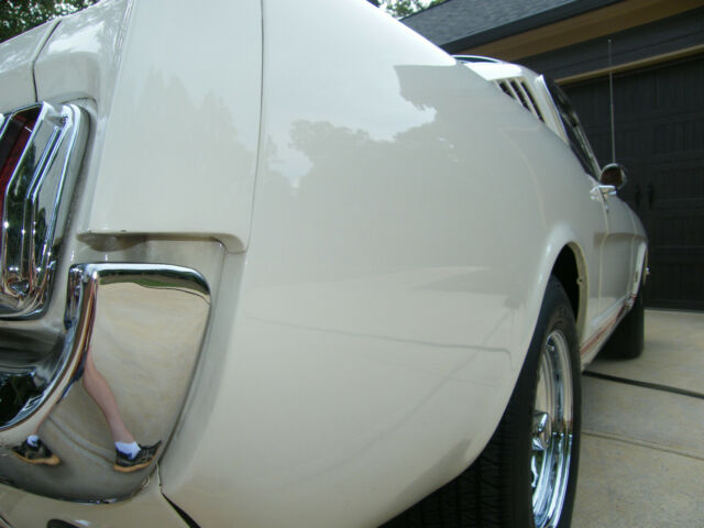 Ford Mustang 1965 image number 24