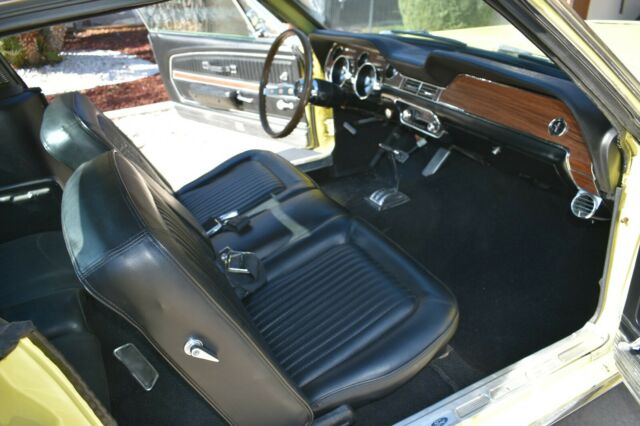 Ford Mustang 1968 image number 30