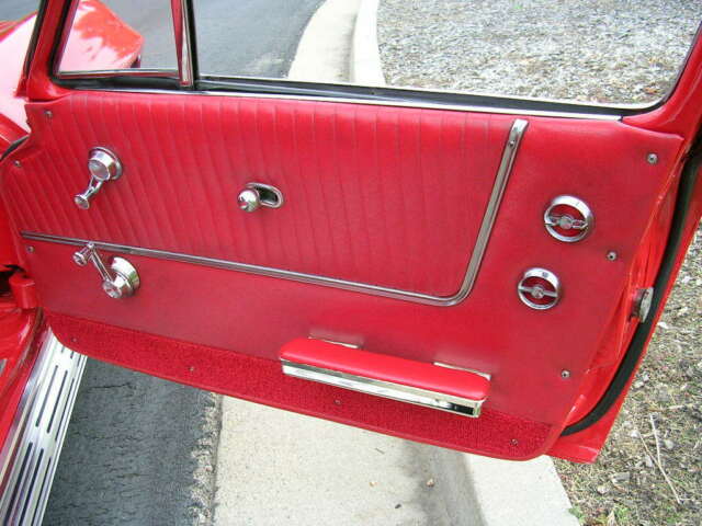 Chevrolet Corvette 1964 image number 36